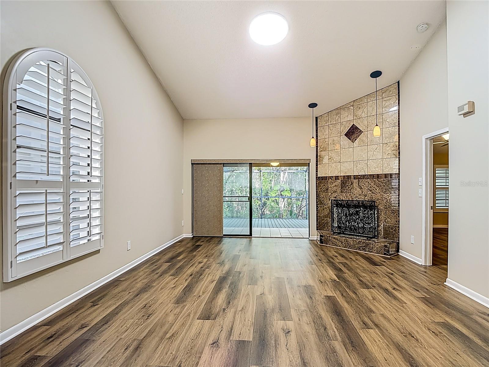 WESCOTT SQUARE - Residential