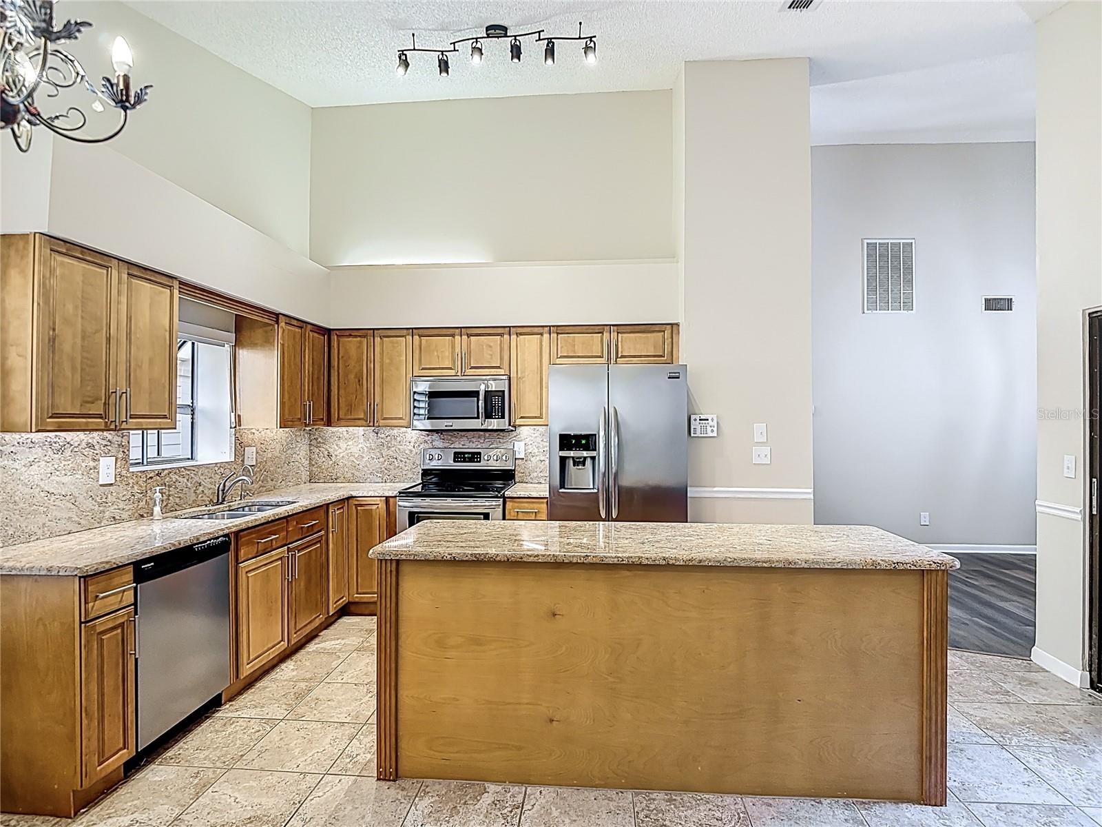 WESCOTT SQUARE - Residential