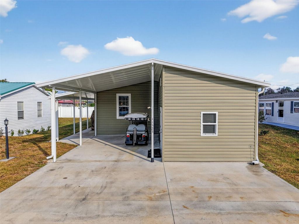 Photo of 11523 Marvell Way, Leesburg, FL 34788 (MLS # G5105184)