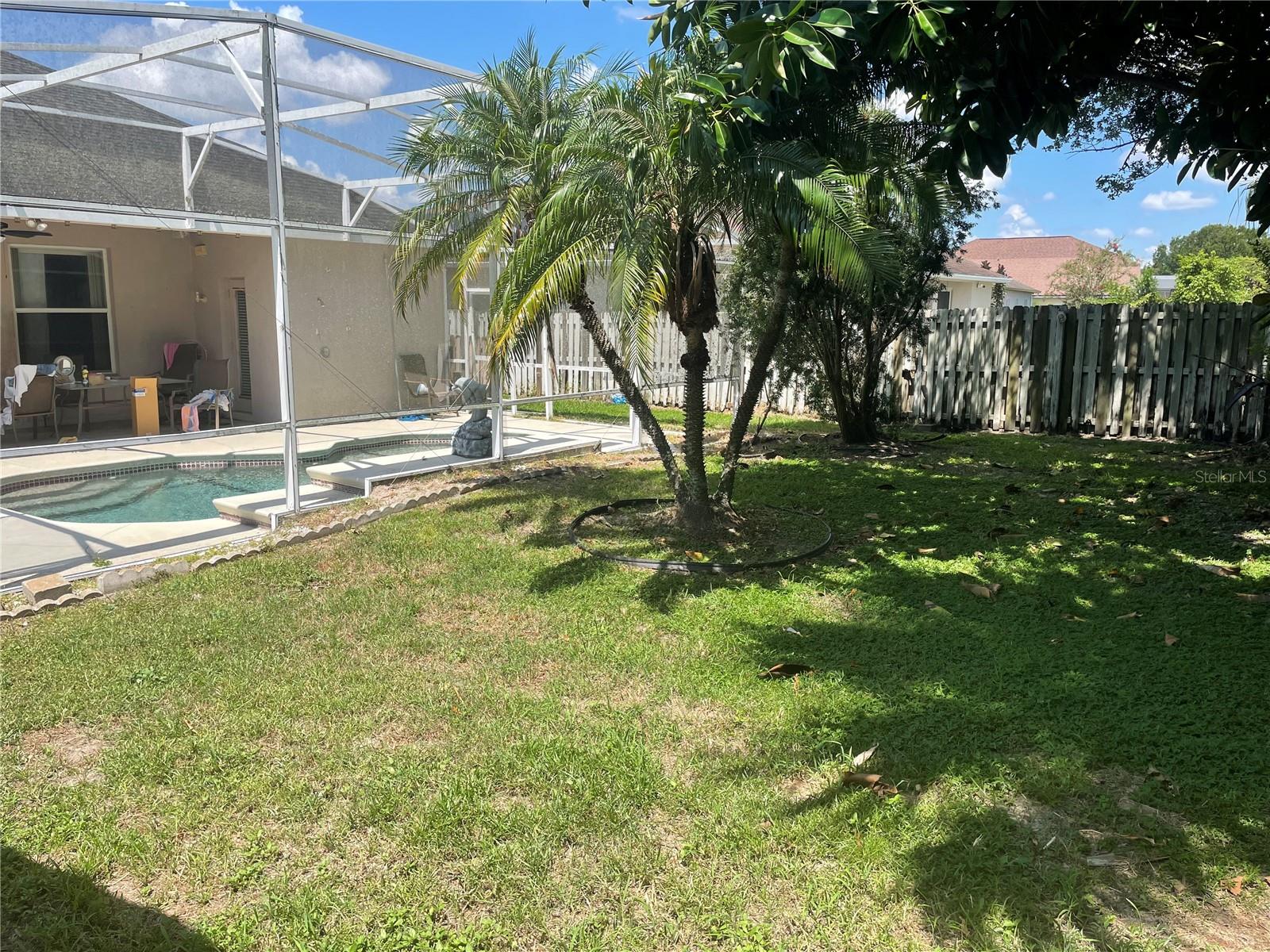 HUNTERS CREEK TR 305 PH 01 - Residential