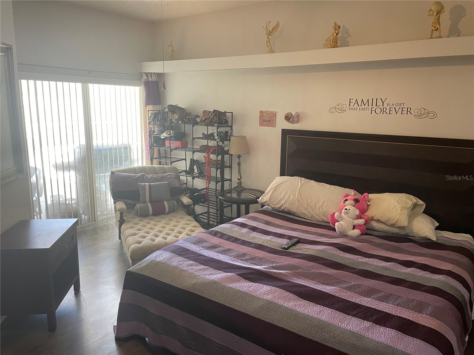 HUNTERS CREEK TR 305 PH 01 - Residential