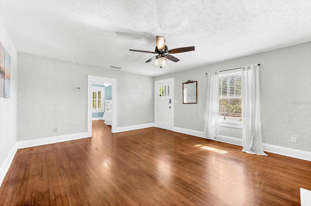 Photo of 2726 8th Avenue W, Bradenton, FL 34205 (MLS # A4681182)