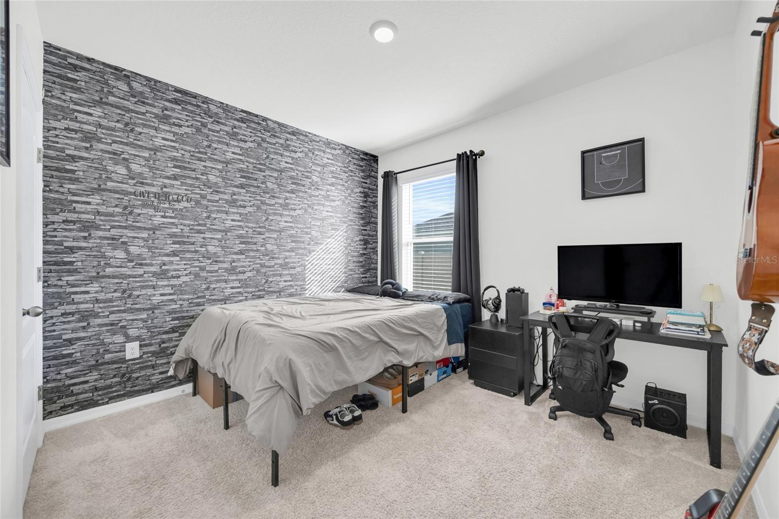 AUBURN GROVE PH 1 - Residential