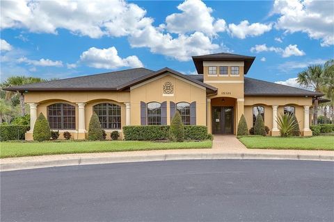 A home in WINTER GARDEN