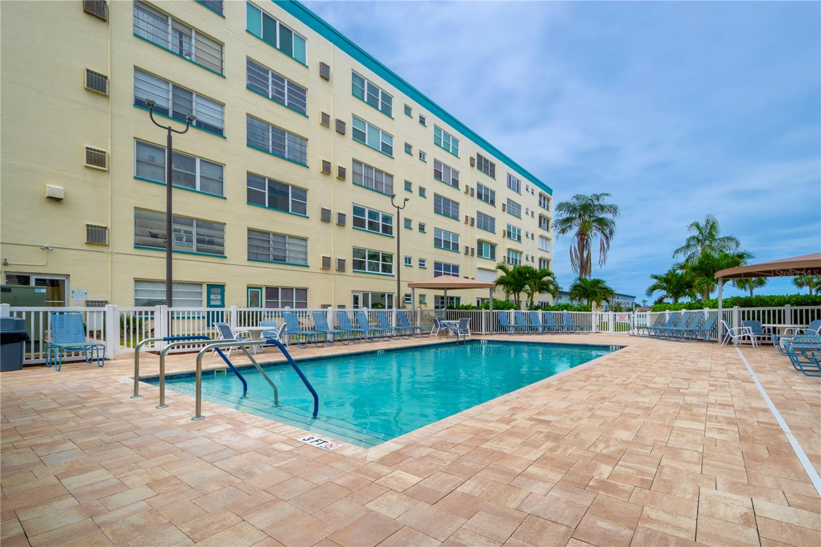 TOWN SHORES OF GULFPORT - Residential