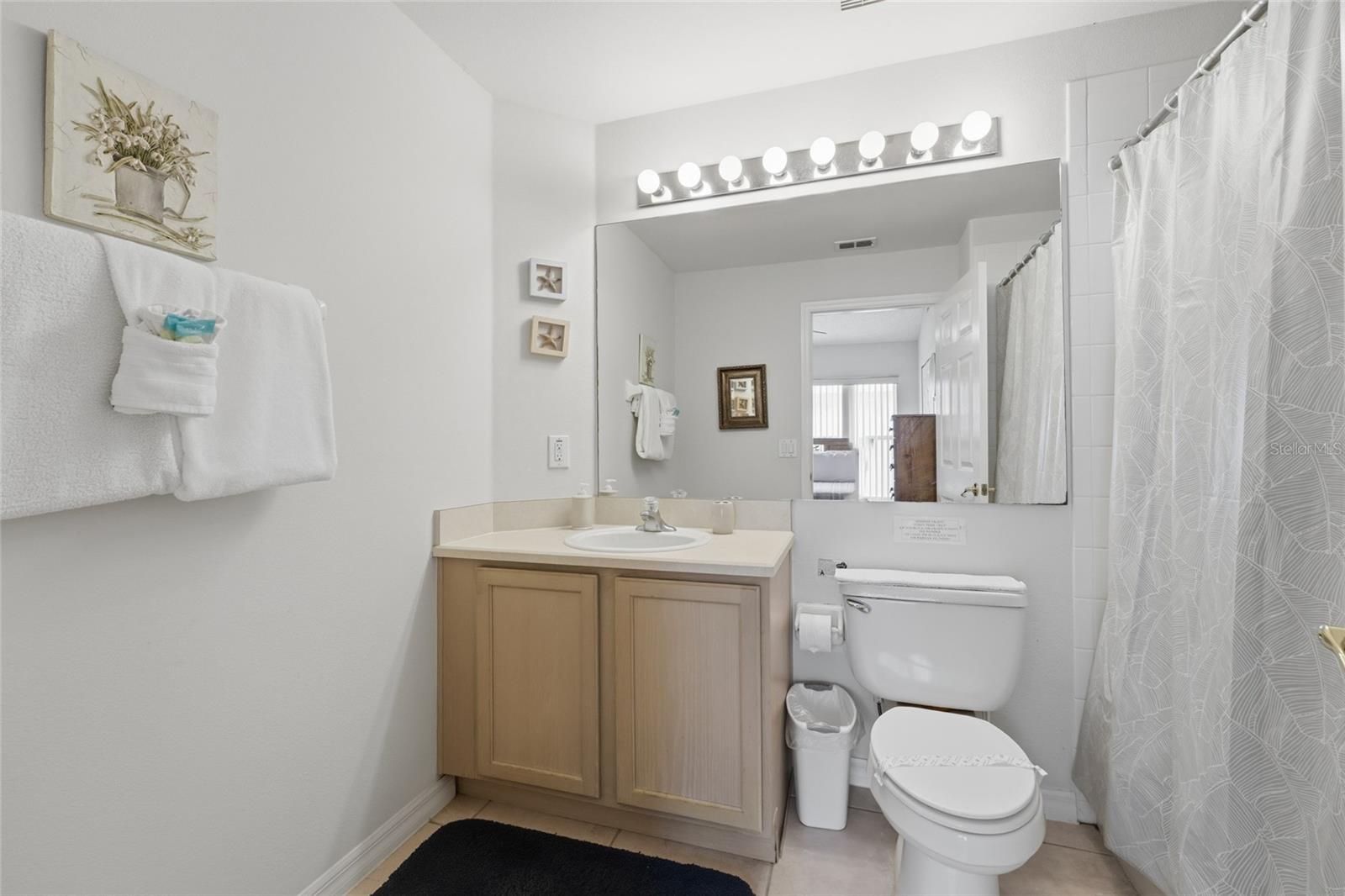 INDIAN CREEK - Residential