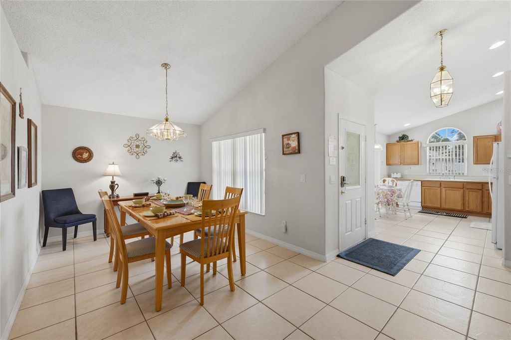 Photo of 2555 Oneida Loop, Kissimmee, FL 34747 (MLS # O6390689)