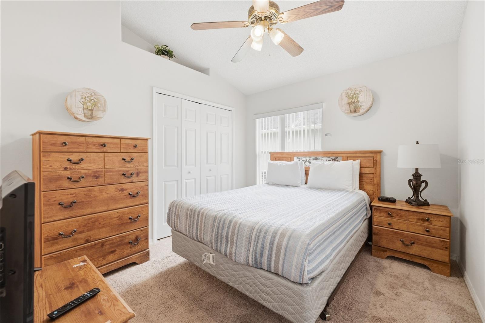 INDIAN CREEK - Residential