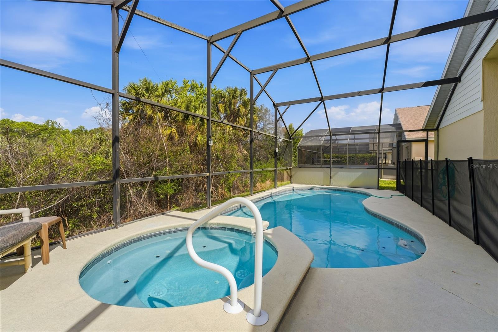 INDIAN CREEK - Residential