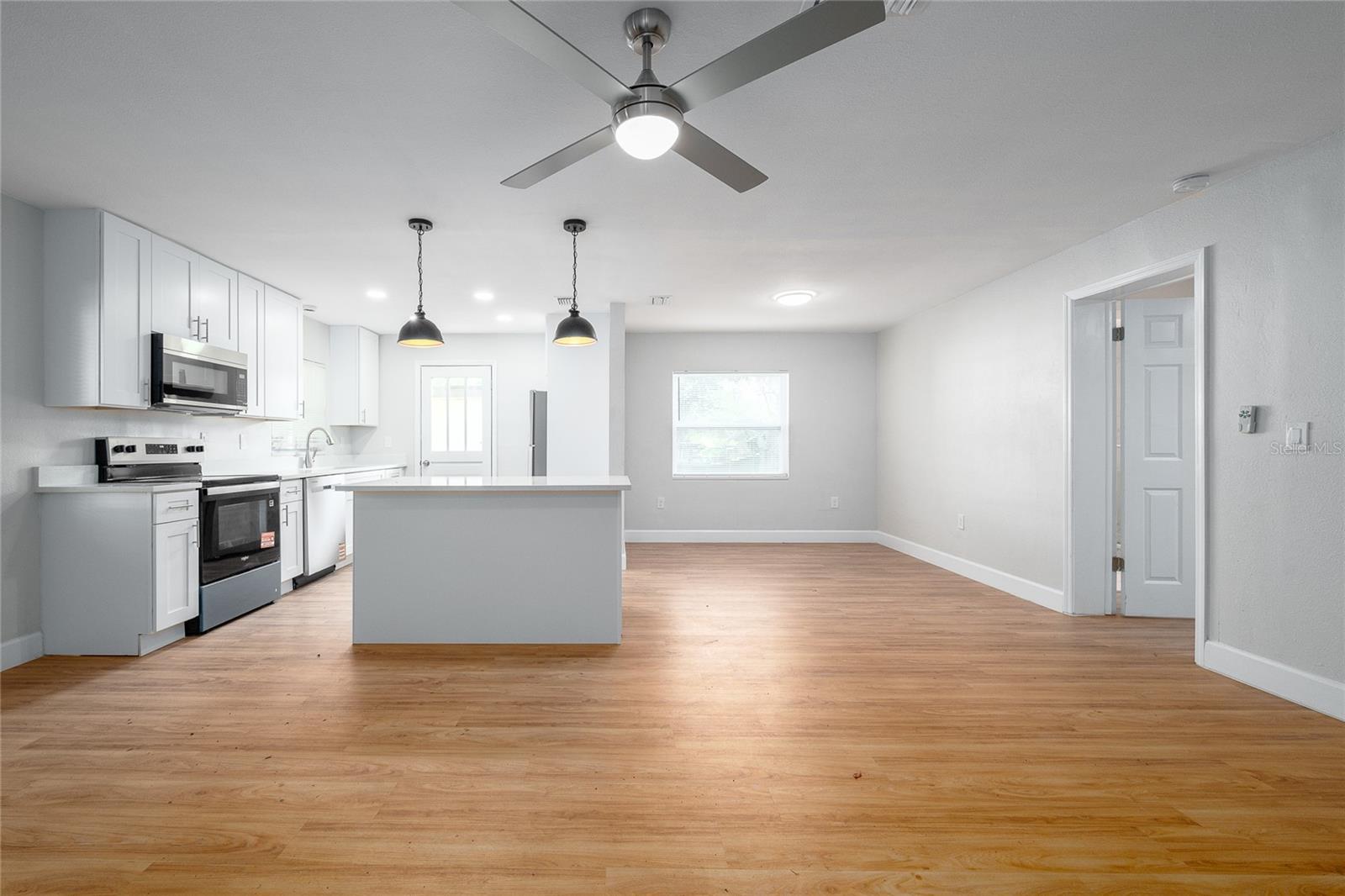 SUNSHINE GARDENS 1ST ADD - Residential