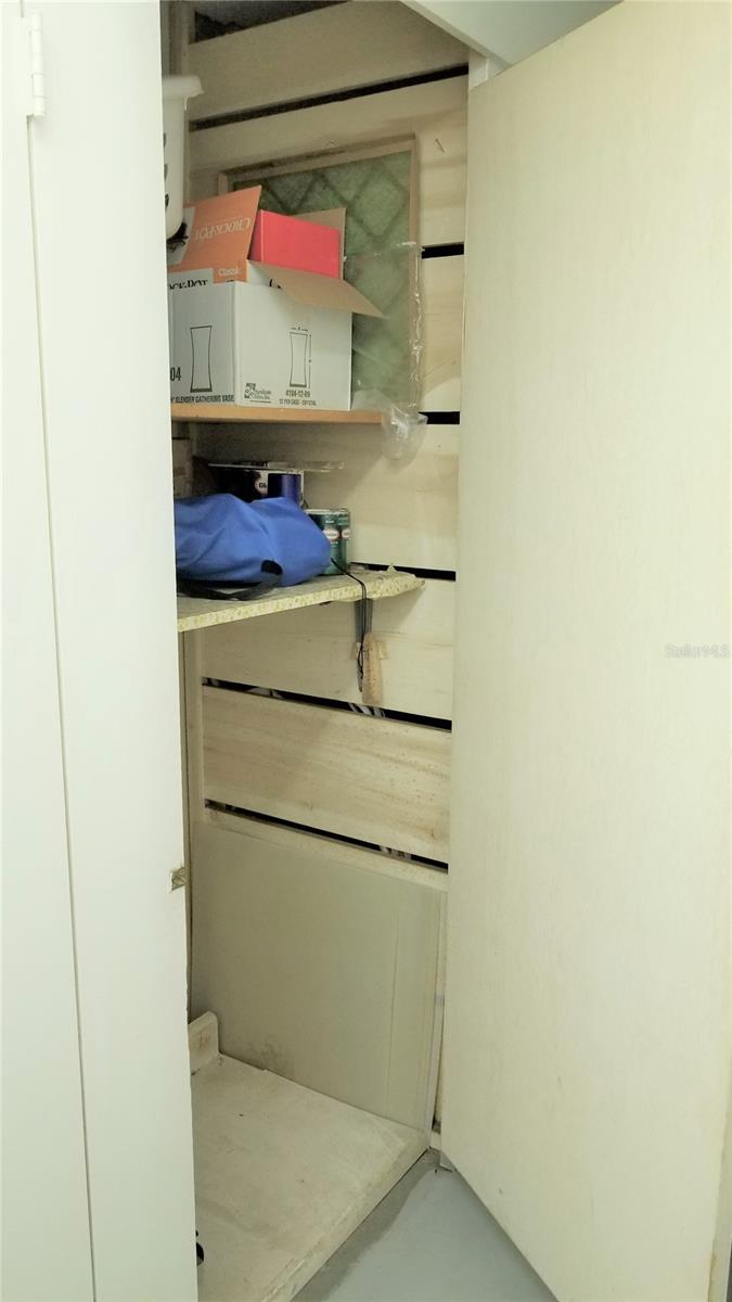 SYLVETTE CONDO - Residential Lease