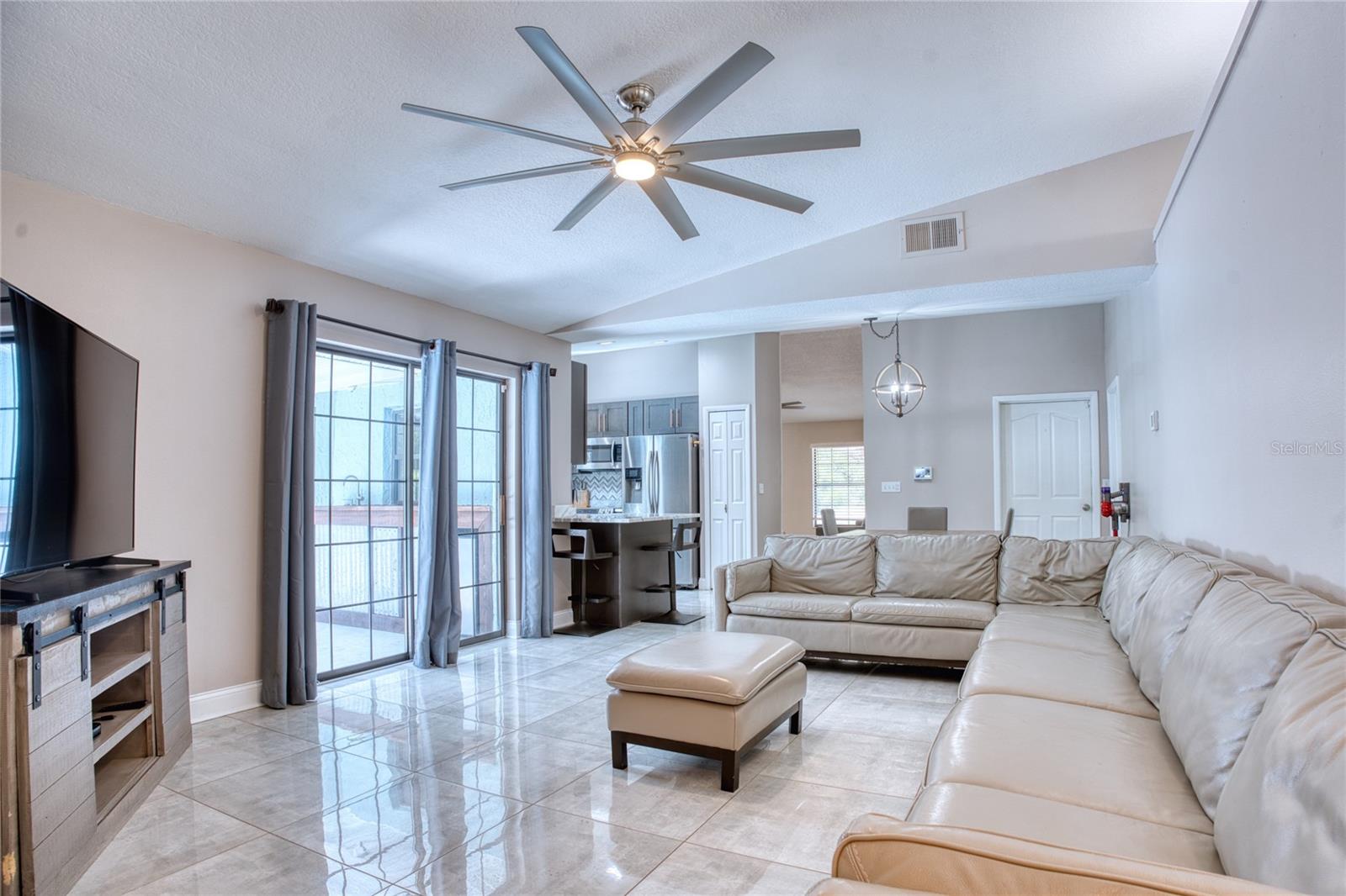 BAY LAKE RANCH UNIT 4 - Residential