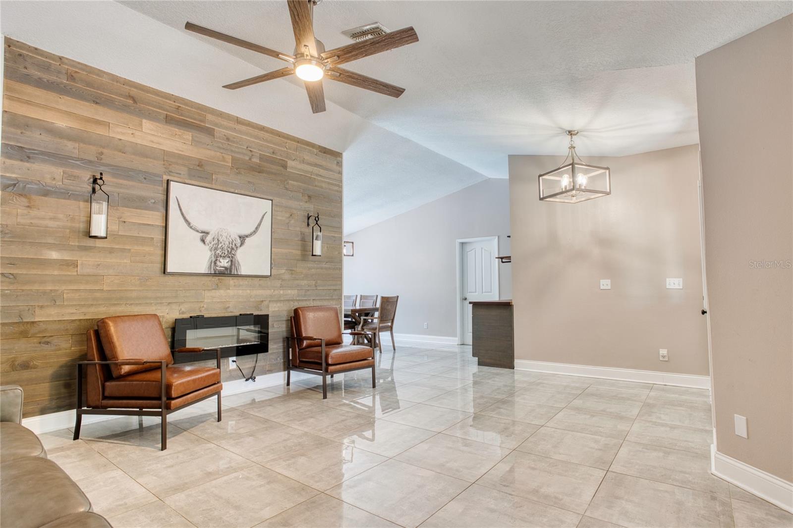 BAY LAKE RANCH UNIT 4 - Residential