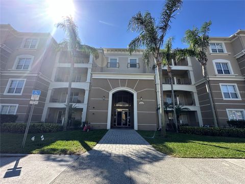 Photo of 5024 Shoreway Loop #10706, Orlando, FL 32819 (MLS # O6403249)