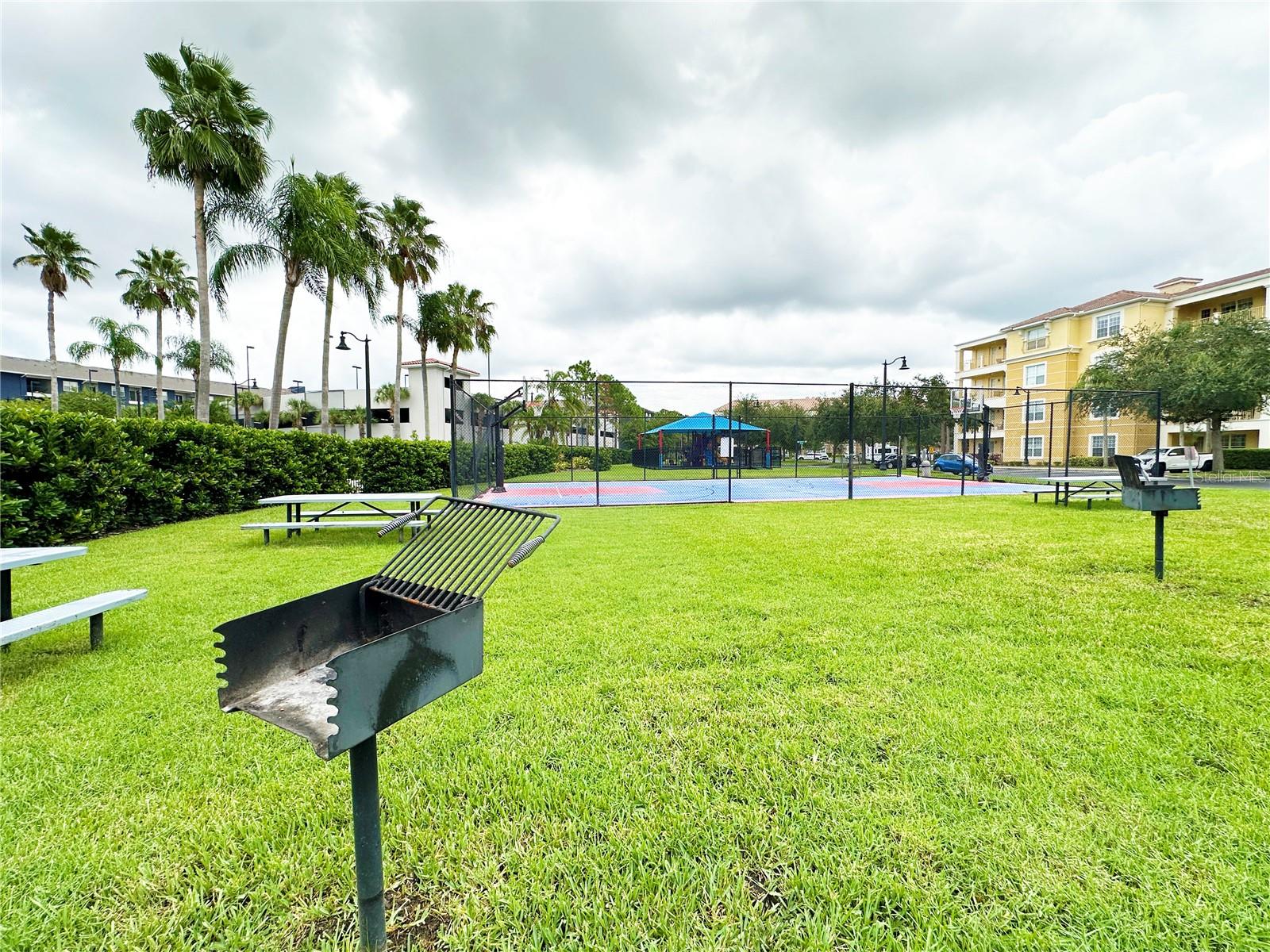 VISTA CAY/HARBOR SQUARE PH 6 - Residential