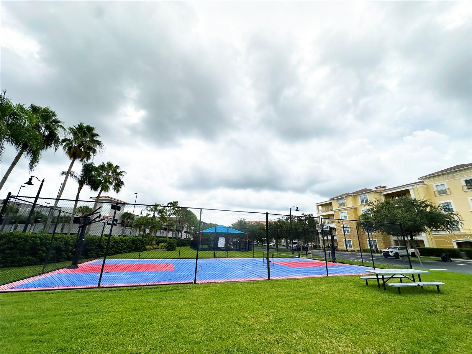 VISTA CAY/HARBOR SQUARE PH 6 - Residential