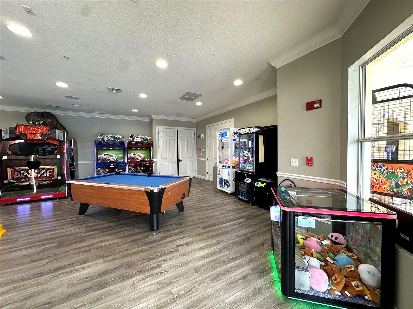 VISTA CAY/HARBOR SQUARE PH 6 - Residential