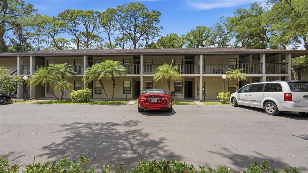 Photo of 3025 Quail Hollow #17, Sarasota, FL 34235 (MLS # A4691045)