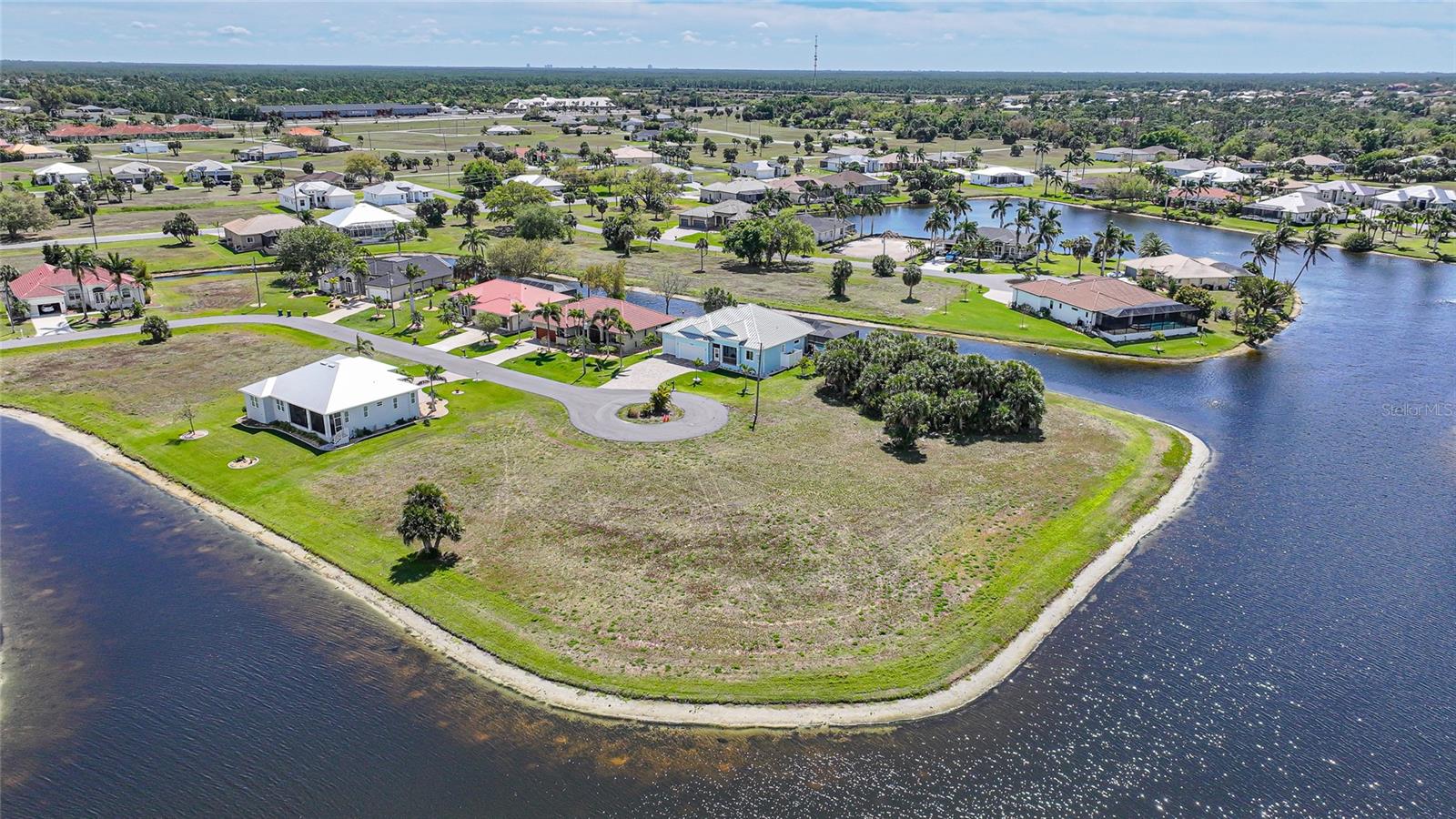 PUNTA GORDA ISLES SEC 21 - Land