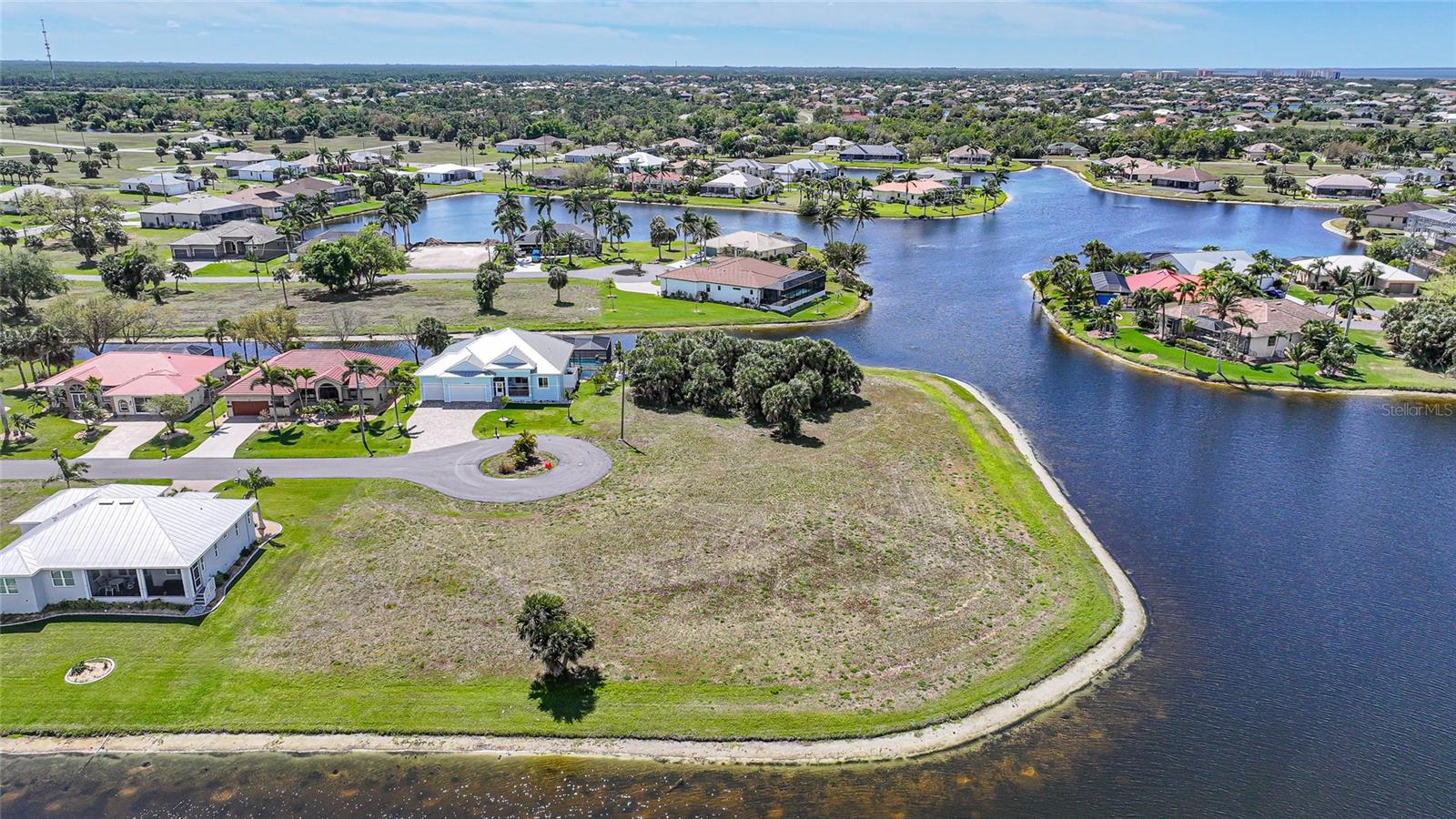 PUNTA GORDA ISLES SEC 21 - Land