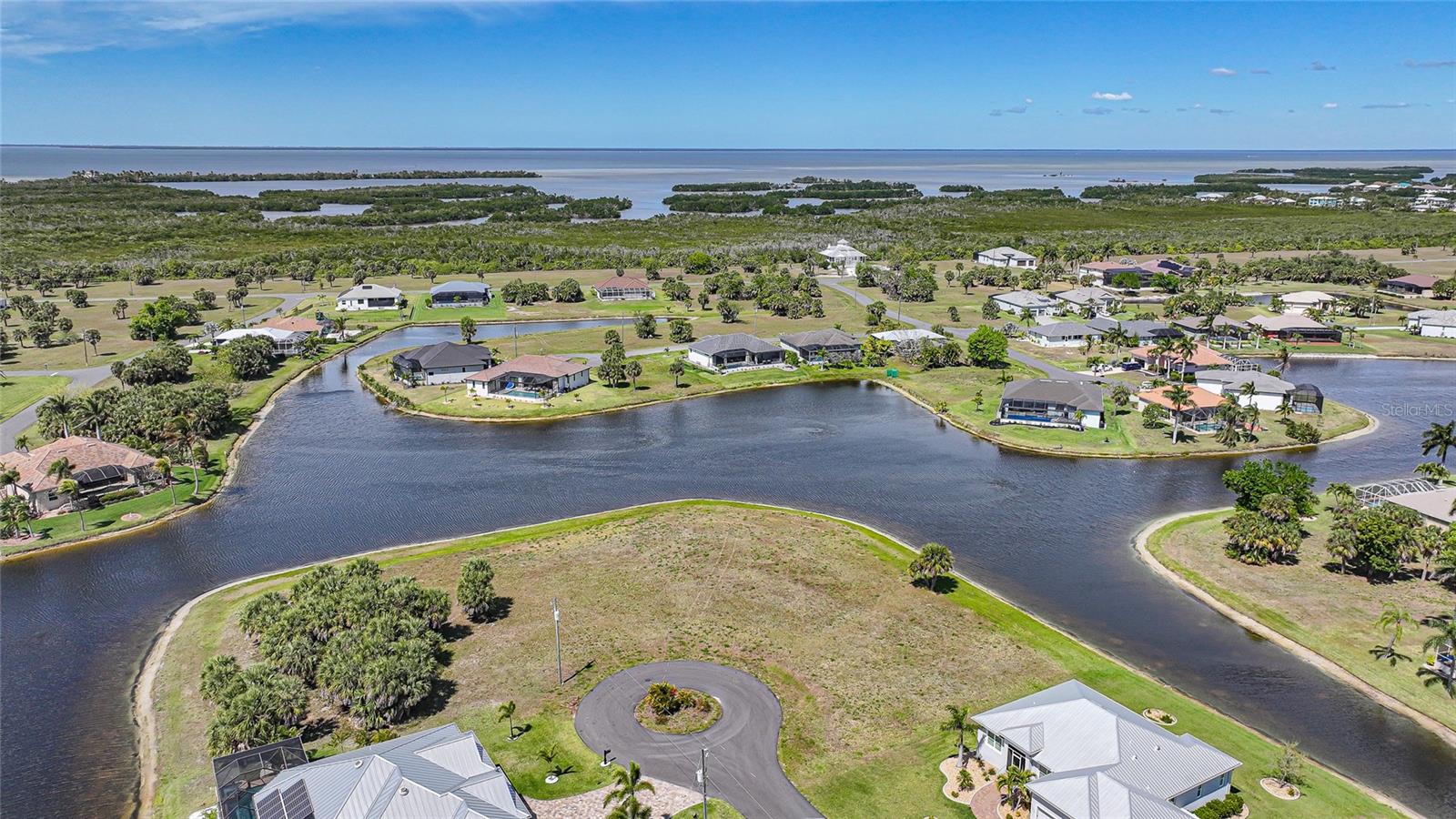 PUNTA GORDA ISLES SEC 21 - Land