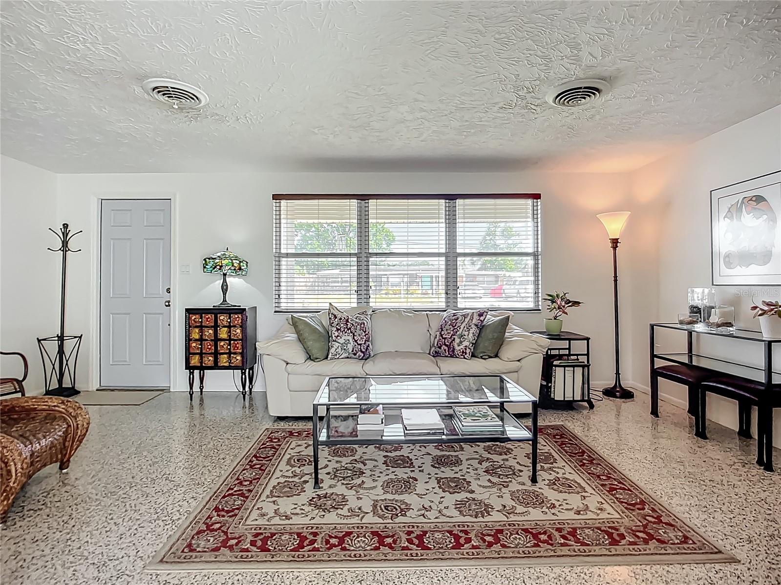 LAS LOMAS DE SARASOTA - Residential