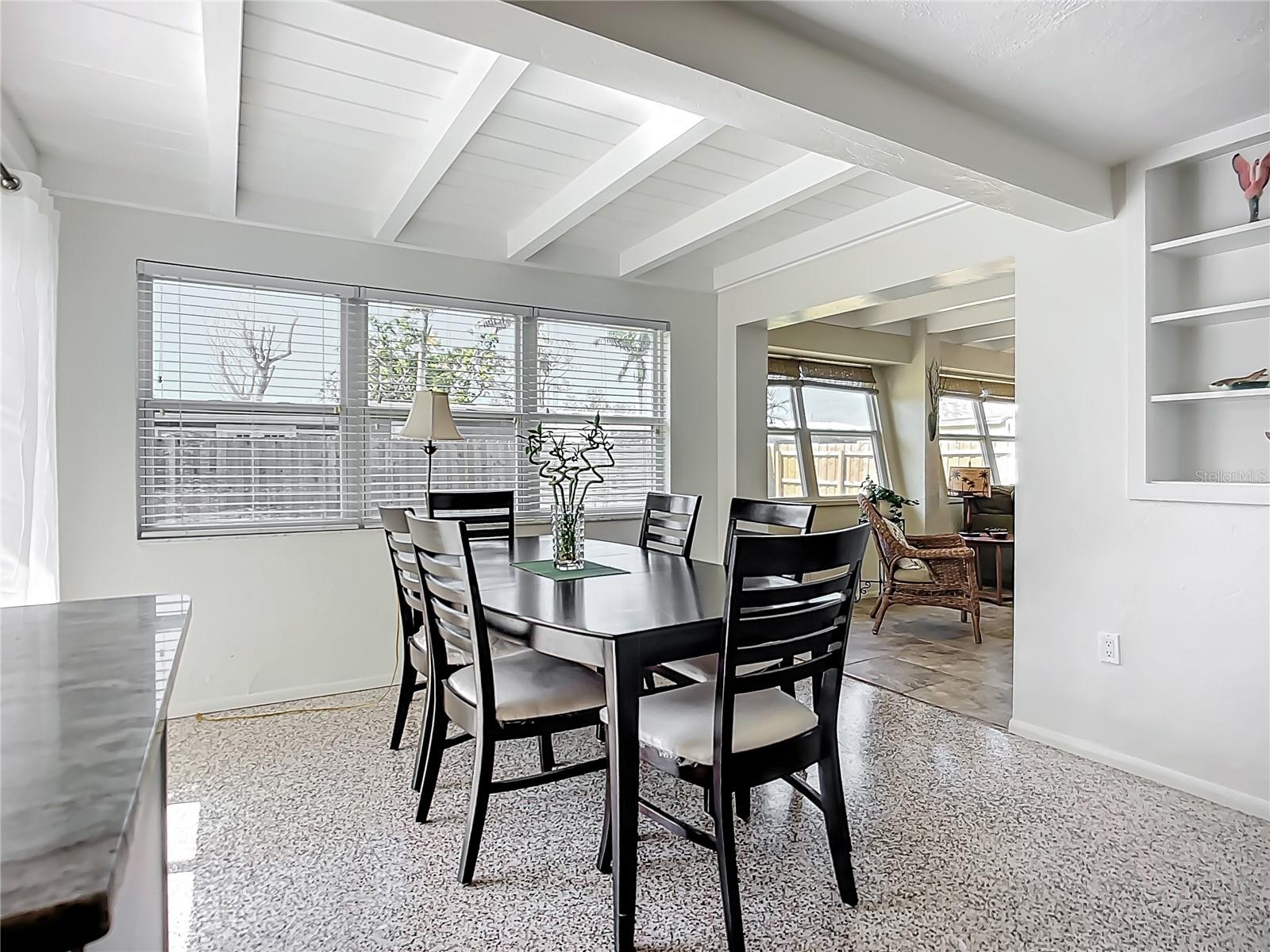 LAS LOMAS DE SARASOTA - Residential