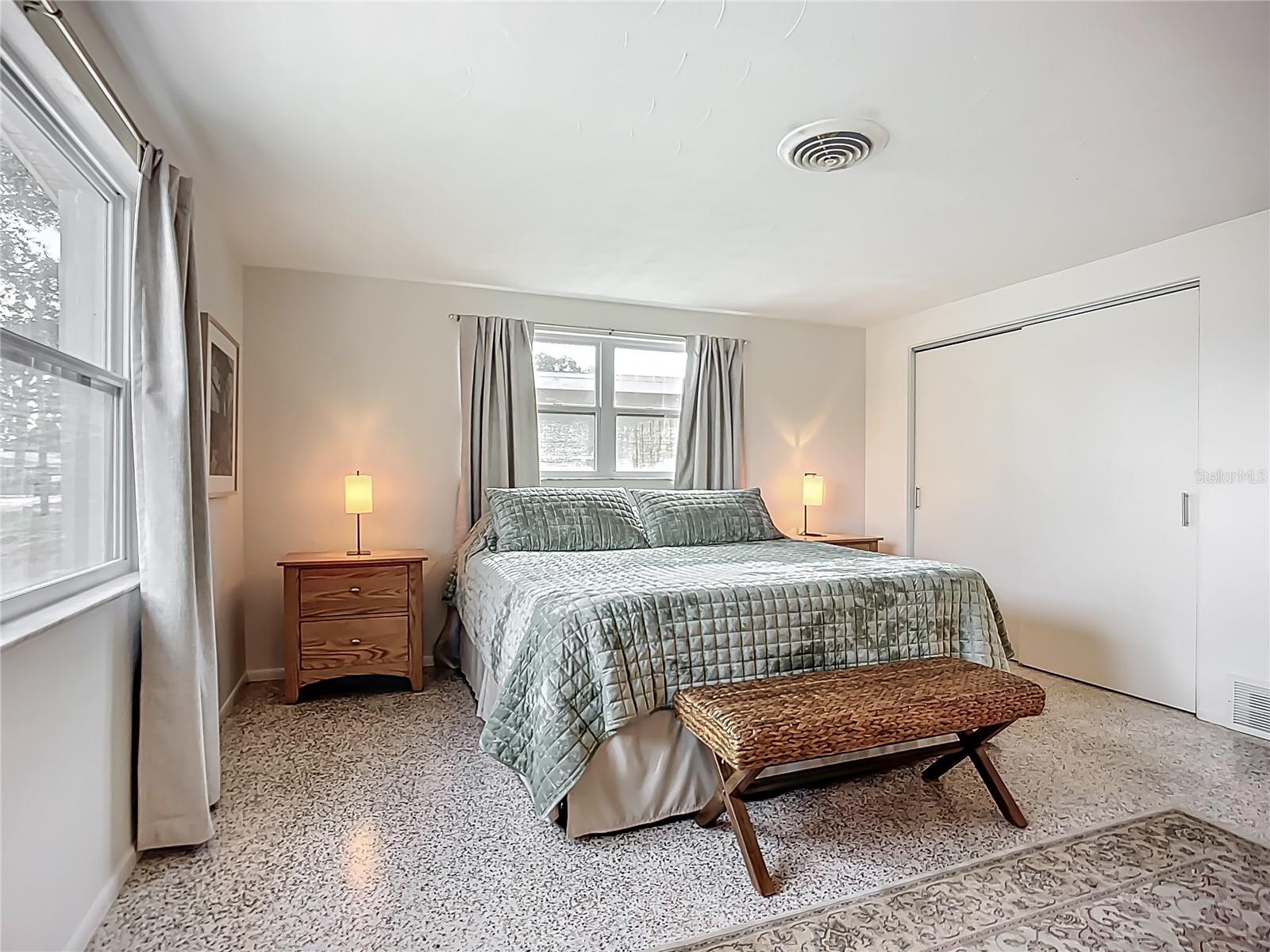 LAS LOMAS DE SARASOTA - Residential