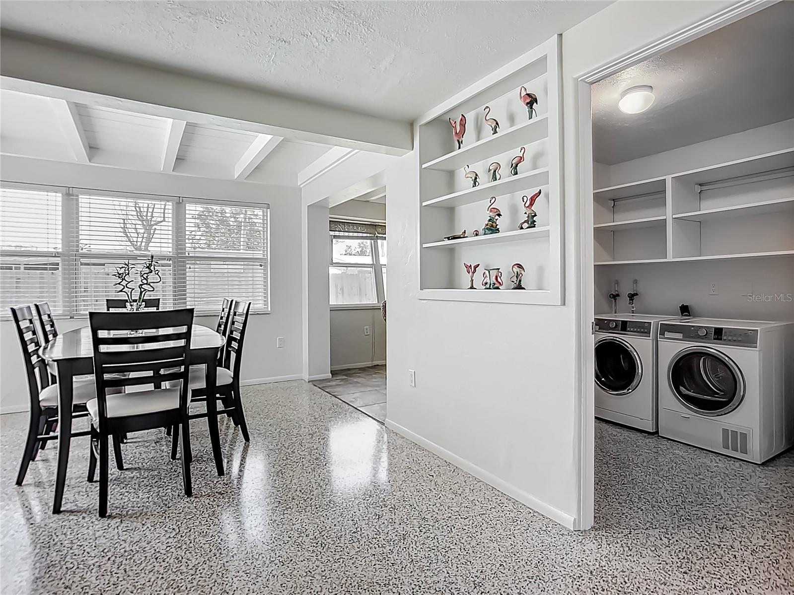 LAS LOMAS DE SARASOTA - Residential