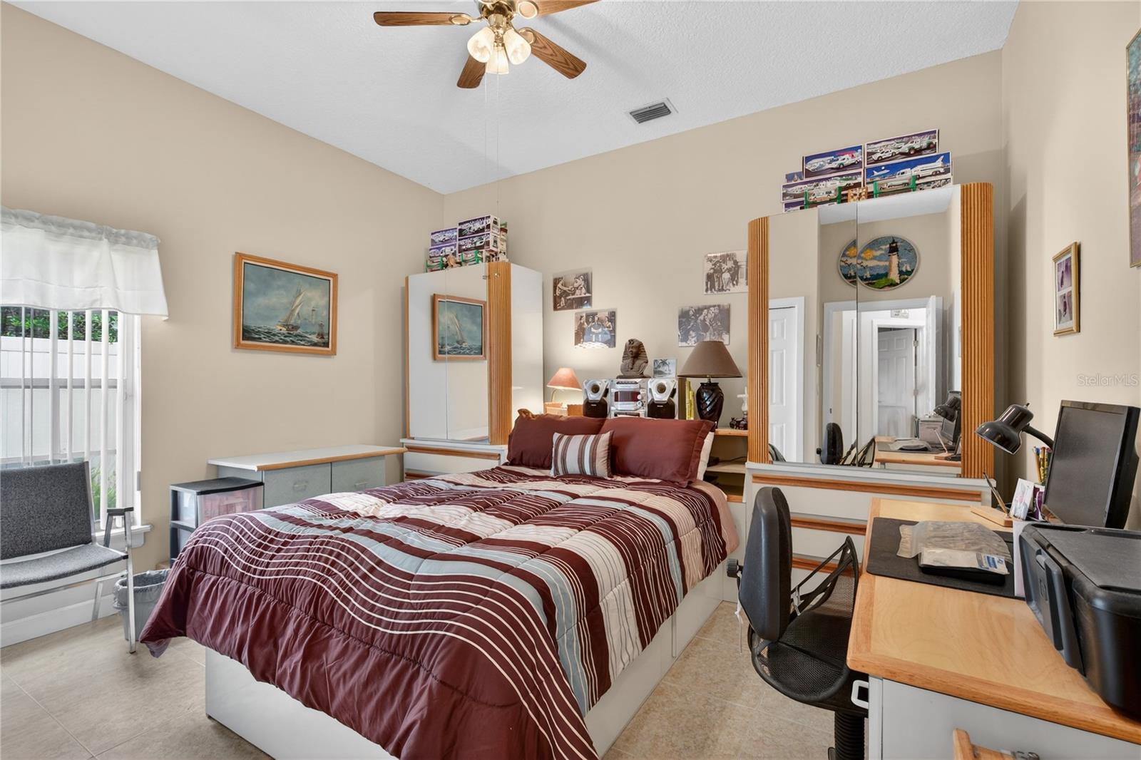 PARK PLACE ON LAKE JOANNA - Residential