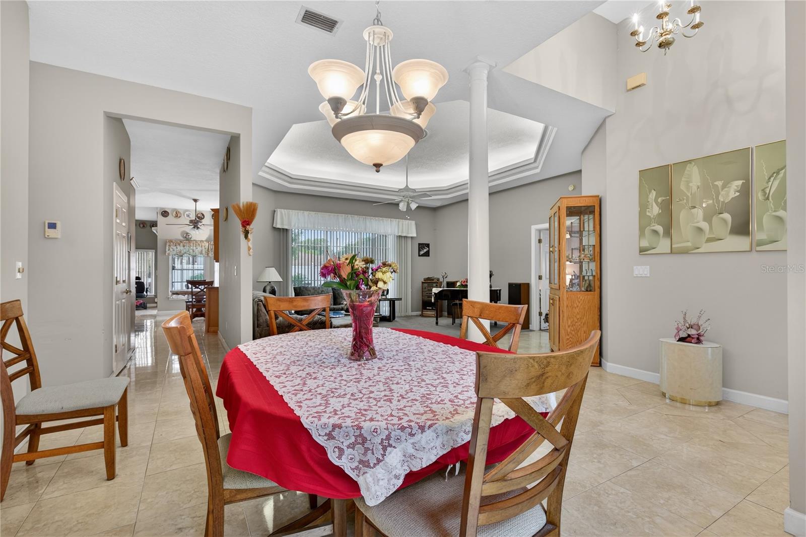 PARK PLACE ON LAKE JOANNA - Residential