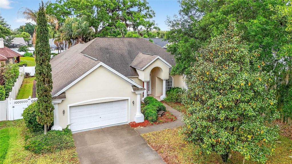 Photo of 34239 Woodridge Lane, Eustis, FL 32736 (MLS # G5110735)