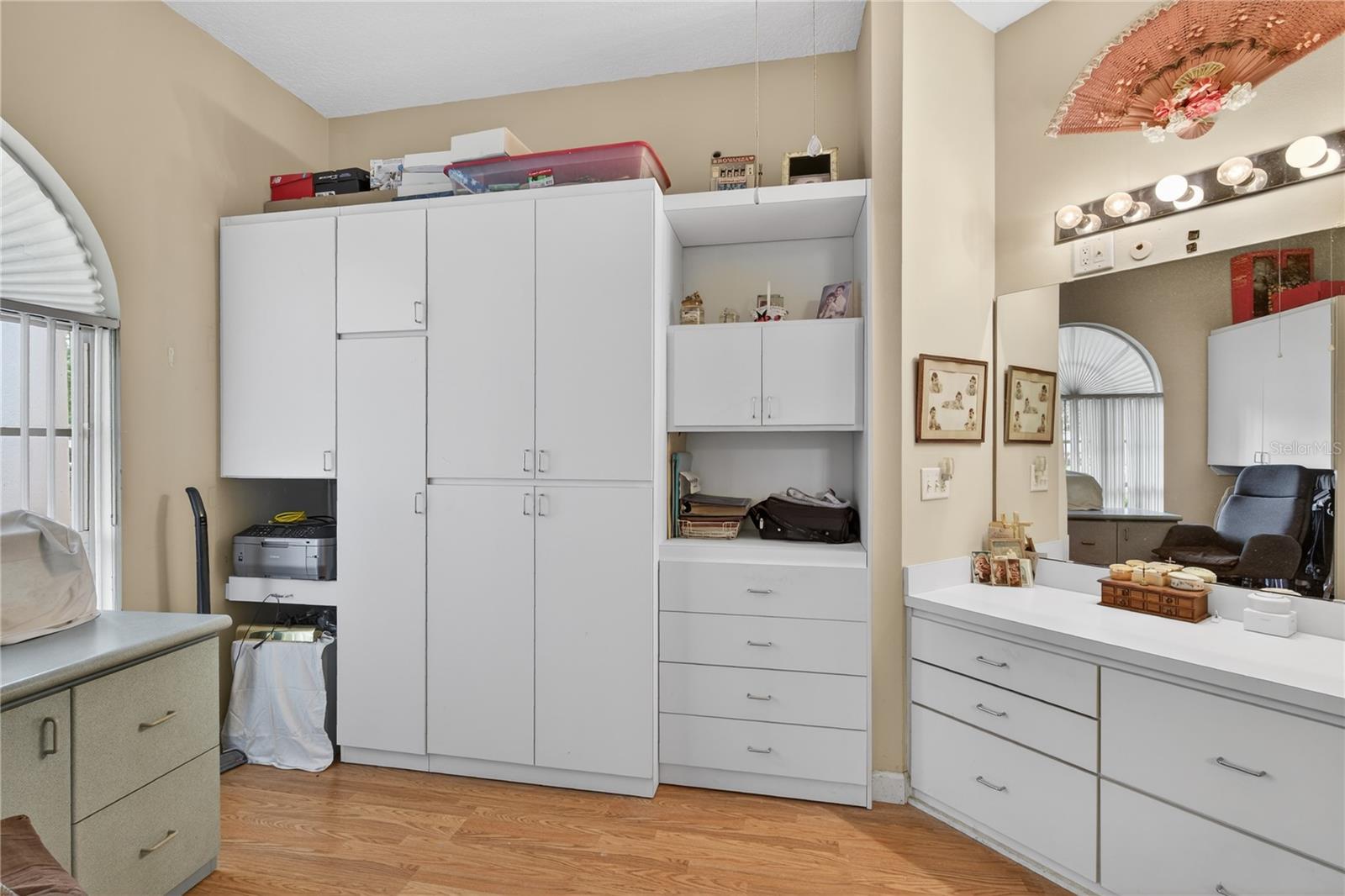 PARK PLACE ON LAKE JOANNA - Residential