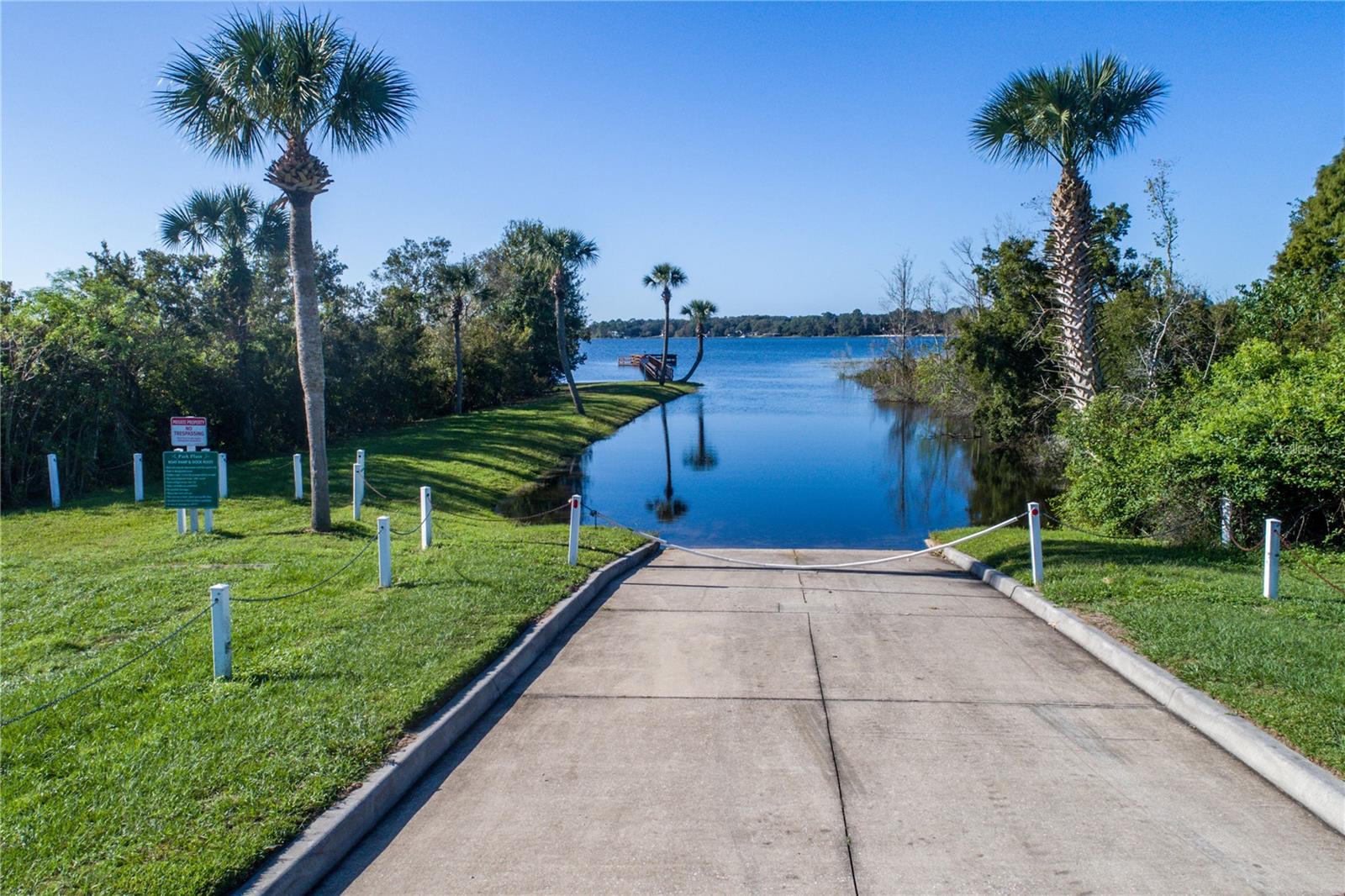 PARK PLACE ON LAKE JOANNA - Residential