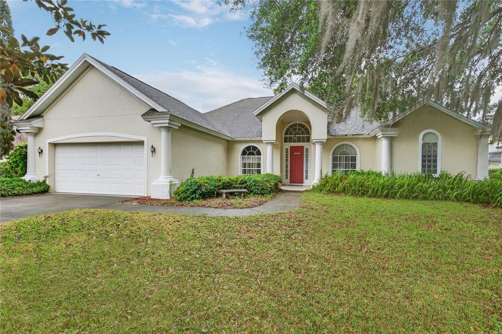 Photo of 34239 Woodridge Lane, Eustis, FL 32736 (MLS # G5110735)