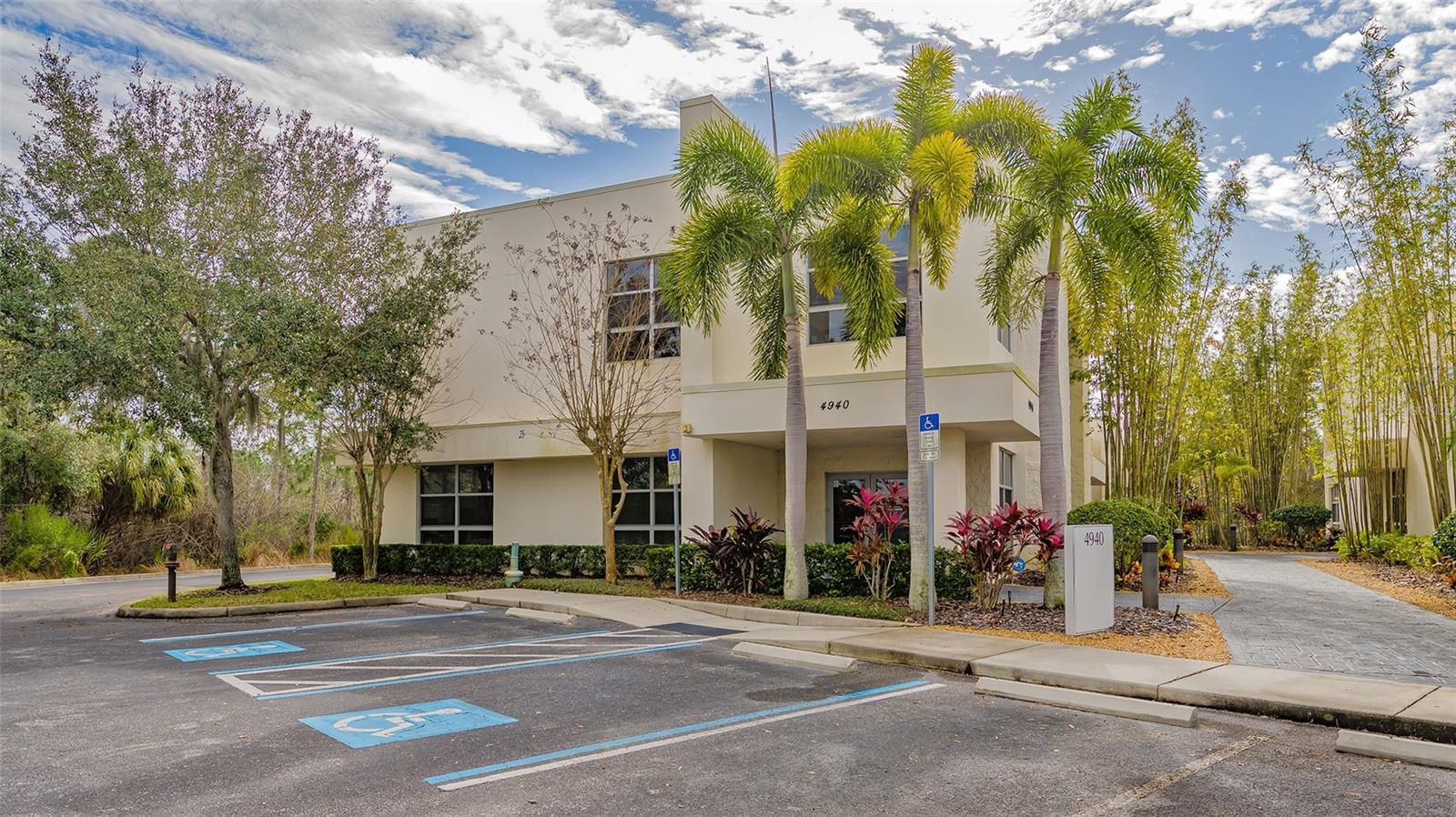 4940 LAKEWOOD RANCH BOULEVARD N