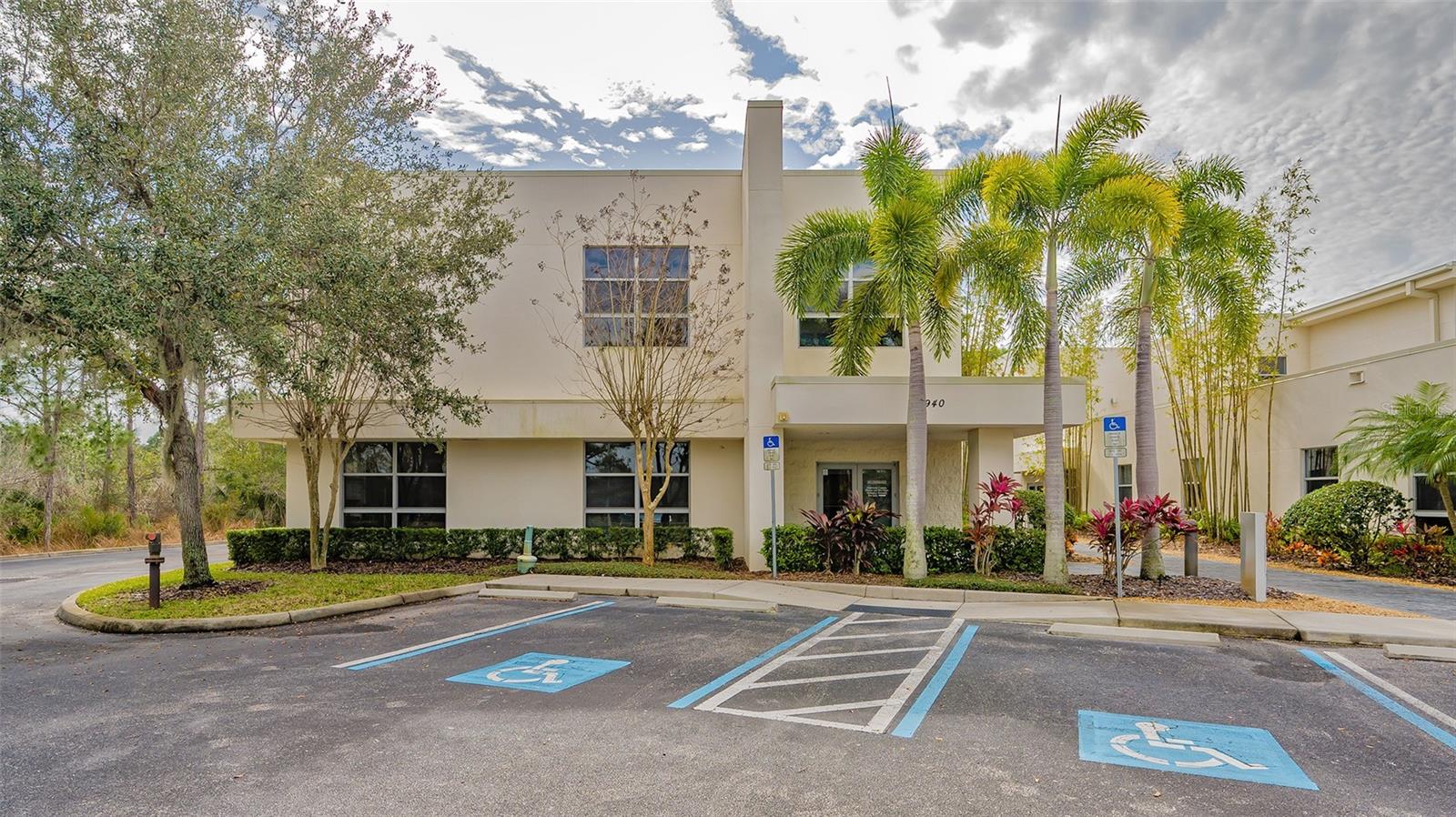 4940 LAKEWOOD RANCH BOULEVARD N