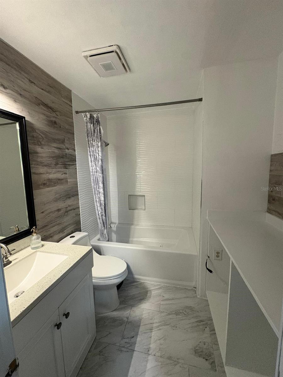 KISSIMMEE HEIGHTS - Residential