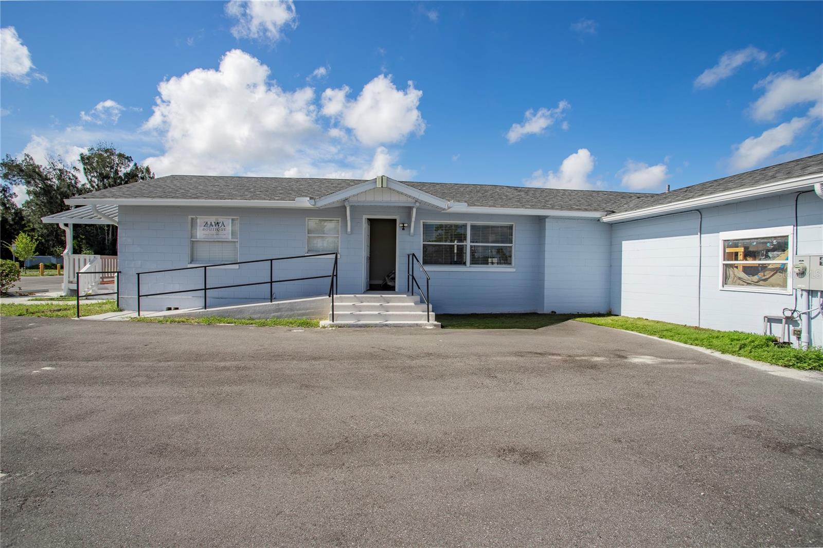 Prime Commercial Opportunity on High-Traffic East Colonial Drive
Strategically located at 8202 East Colonial Drive, this premier commercial property offers unmatched visibility and accessibility in one of Orlando's busiest corridors. Positioned along a major retail and business artery with high daily traffic counts, this site is ideal for a wide range of commercial uses including retail, office, automotive, or medical. Featuring a spacious lot and an existing structure ready for customization or immediate use, the property boasts ample parking, strong frontage, and signage opportunities. Surrounded by national retailers, shopping centers, and residential communities, this location ensures consistent foot traffic and customer exposure. Whether have a car dealership or landscaping business, this is a rare chance to lease a highly desirable piece of commercial real estate in the heart of Orlando's growth corridor. Excellent Frontage & Access - High visibility on State Road 50 Spacious Parcel - Over 1.3 acres with room for expansion Functional Building - Approximately 1,200?sq?ft, solid masonry construction Ample Parking - Supports commercial operations. Desirable Local Market - Surrounded by established businesses and homes.