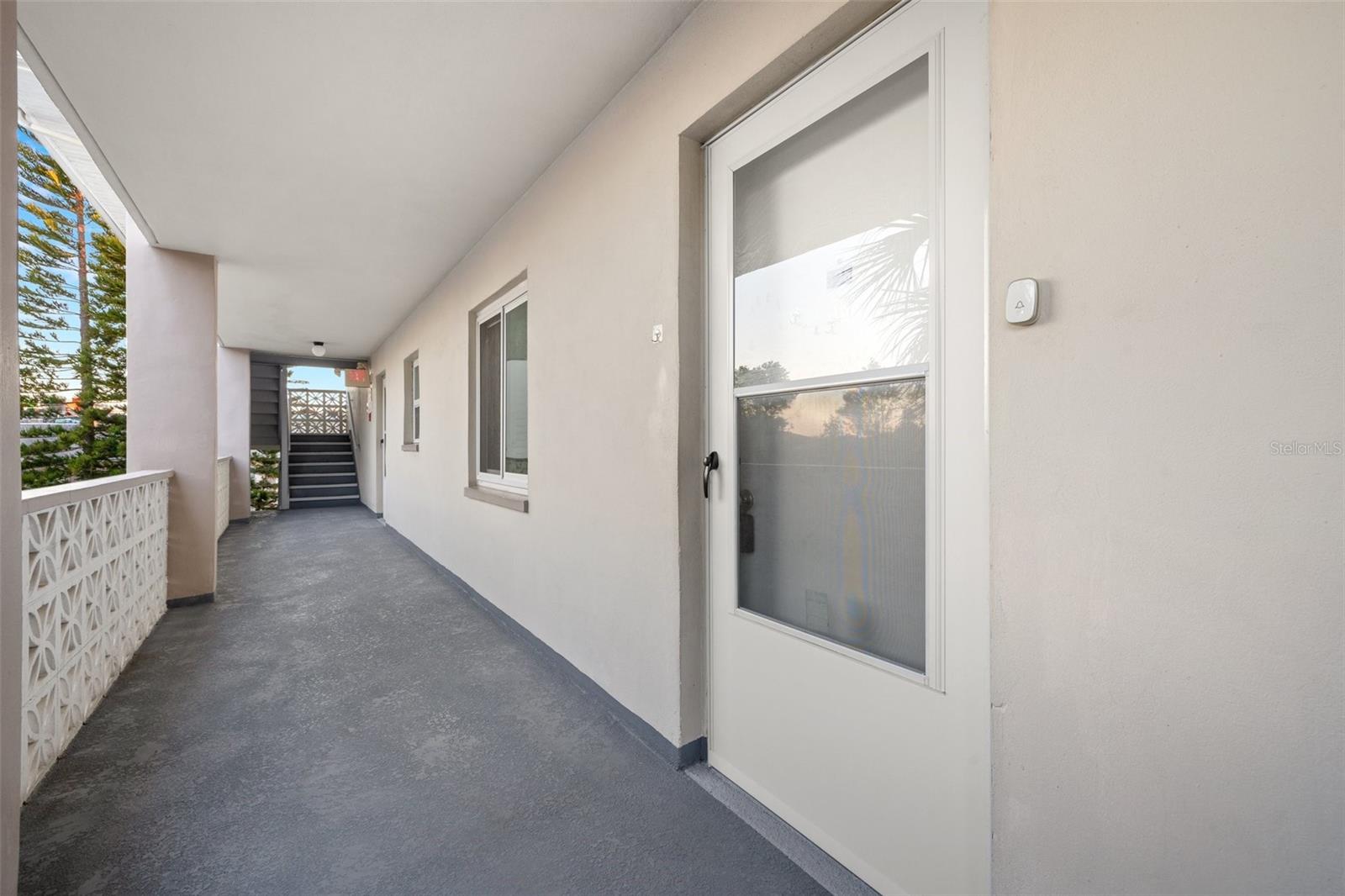 1524 LAKEVIEW ROAD 305