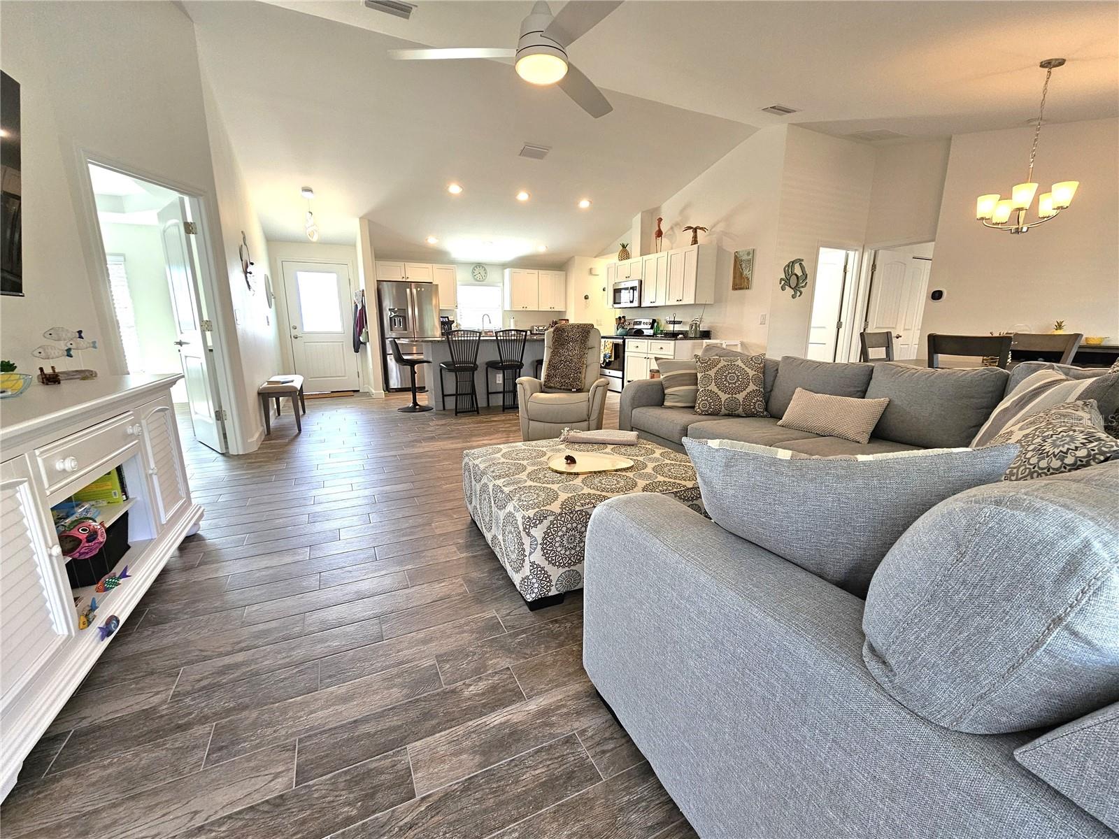 PORT CHARLOTTE SEC 064 - Residential Lease