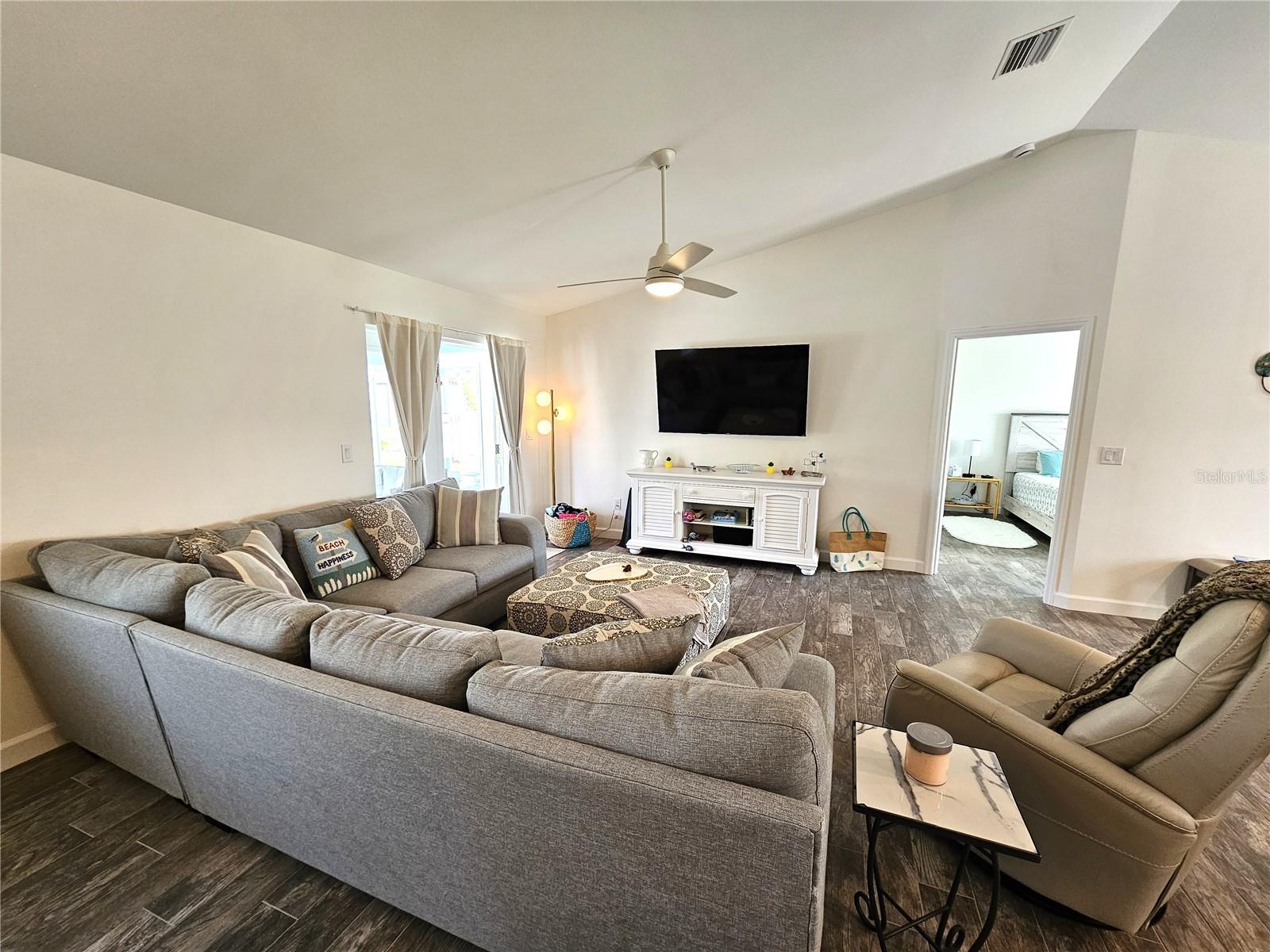 PORT CHARLOTTE SEC 064 - Residential Lease