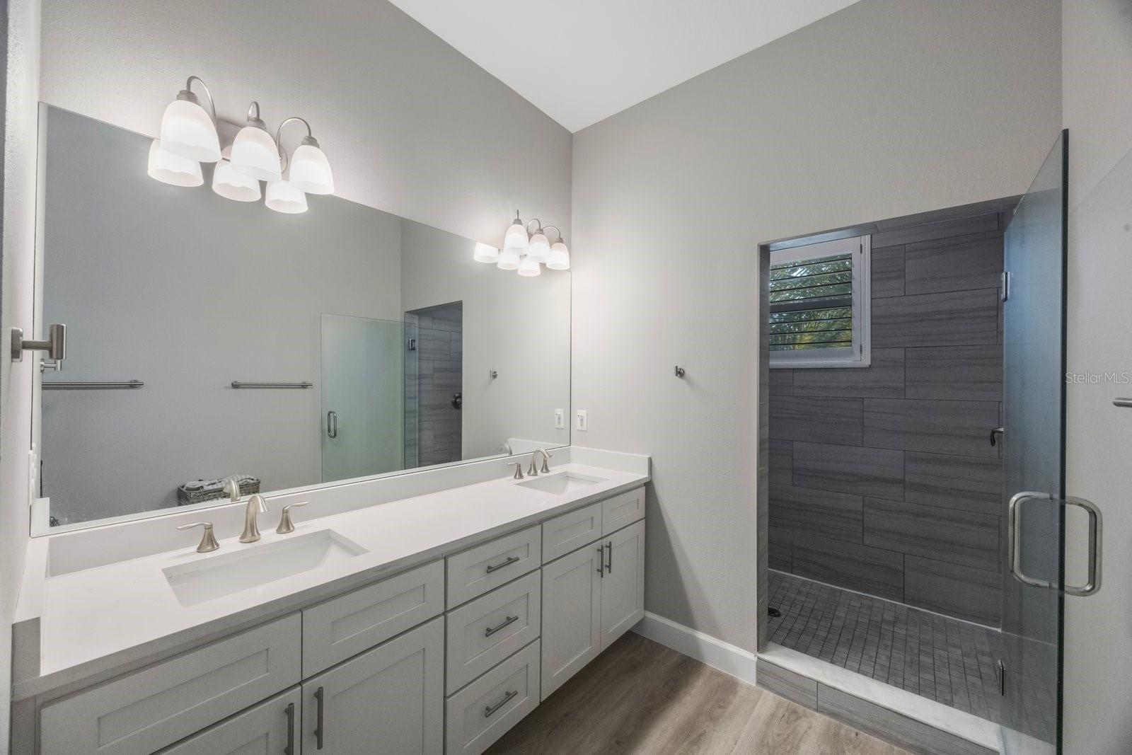 CYPRESS TRAILS TWNHMS OF TARPON SPGS - Residential Lease