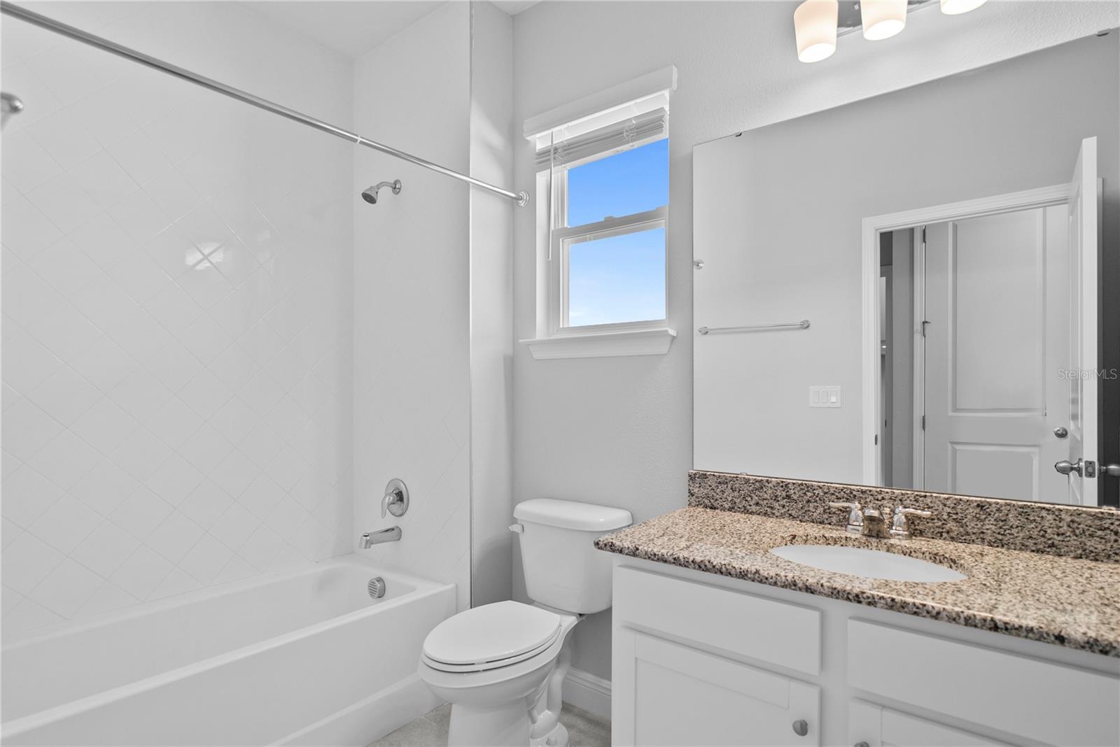 LAKESIDE AT HAMLIN - Residential