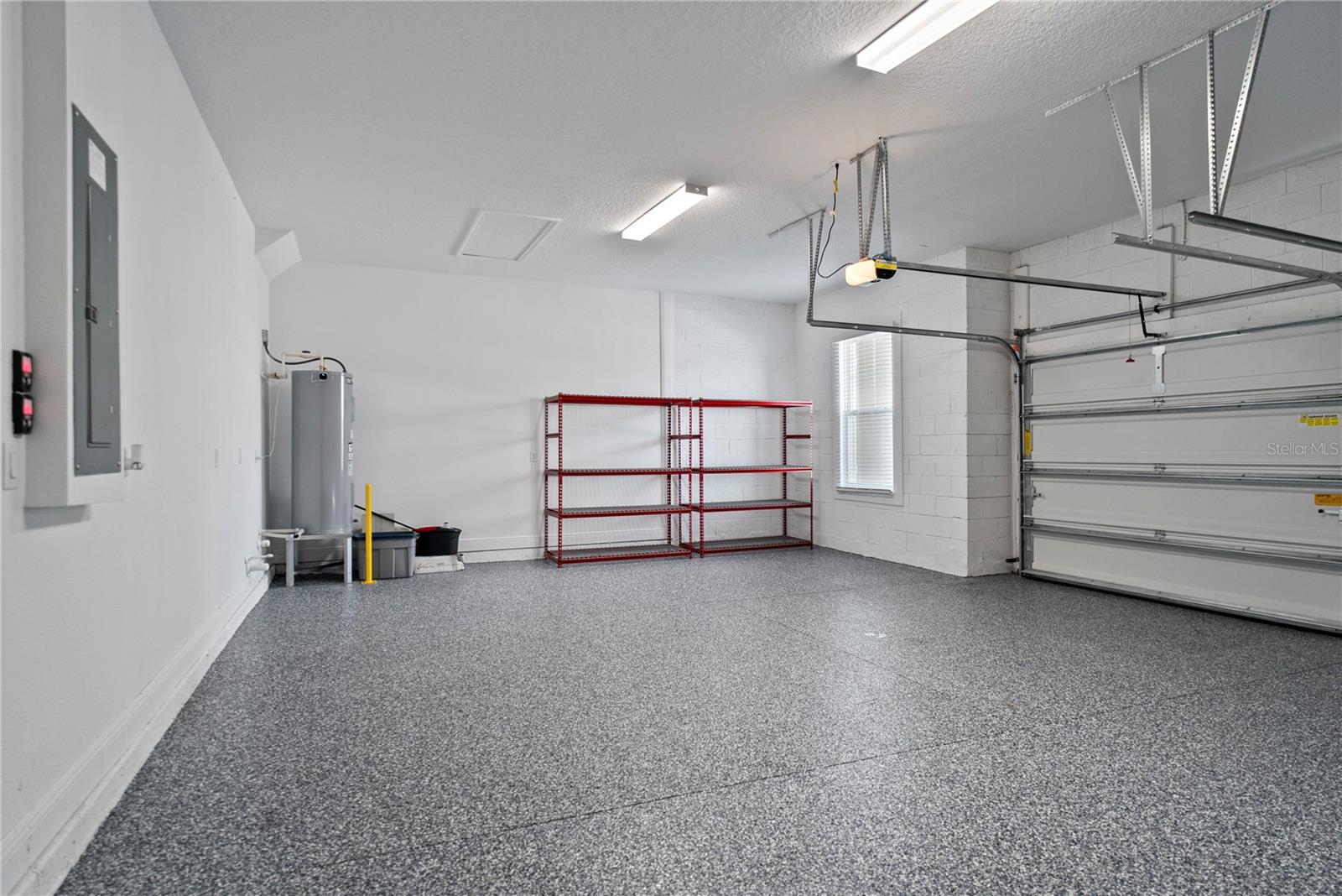 LAKESIDE AT HAMLIN - Residential