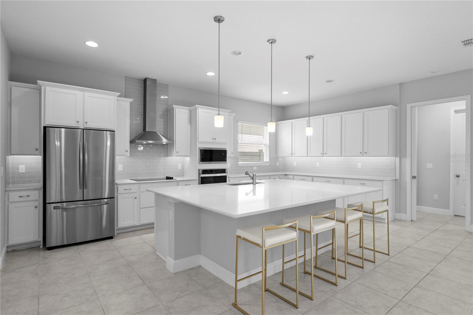 LAKESIDE AT HAMLIN - Residential