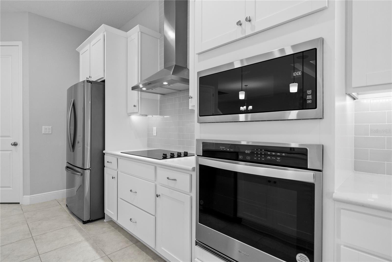 LAKESIDE AT HAMLIN - Residential