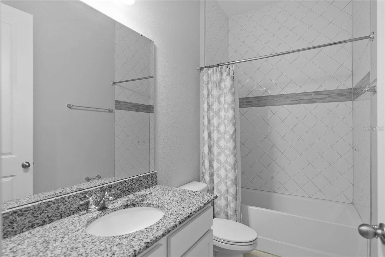 LAKESIDE AT HAMLIN - Residential