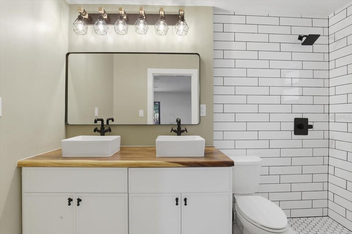 LOCHLOSSA - Residential