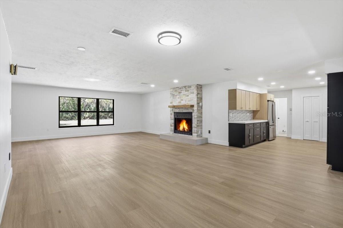 LOCHLOSSA - Residential